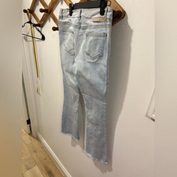 Stella McCartney Floral-Embroidered Flare Jeans - Picture 10 of 14